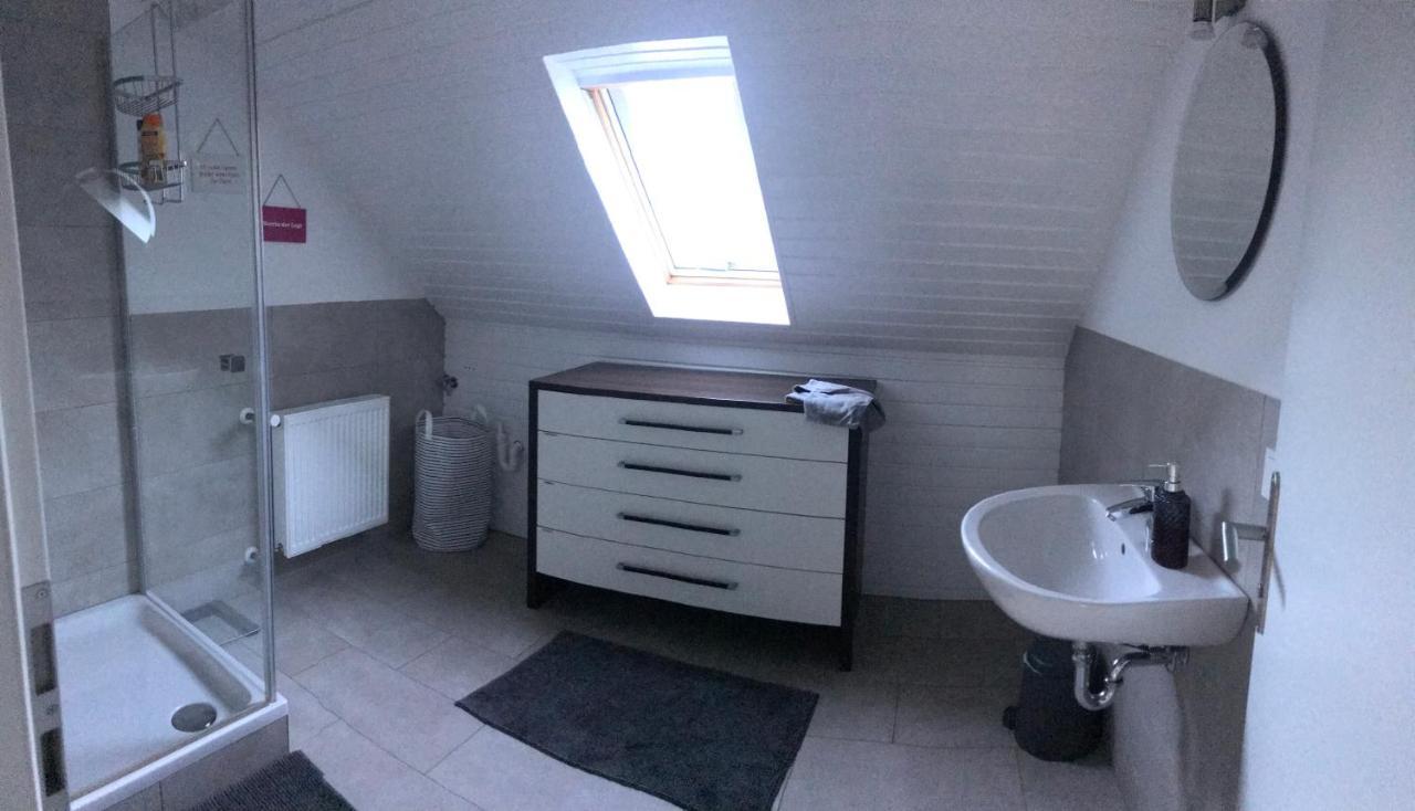 Ferienwohnung stadtnah im DG Würzburg Exterior foto