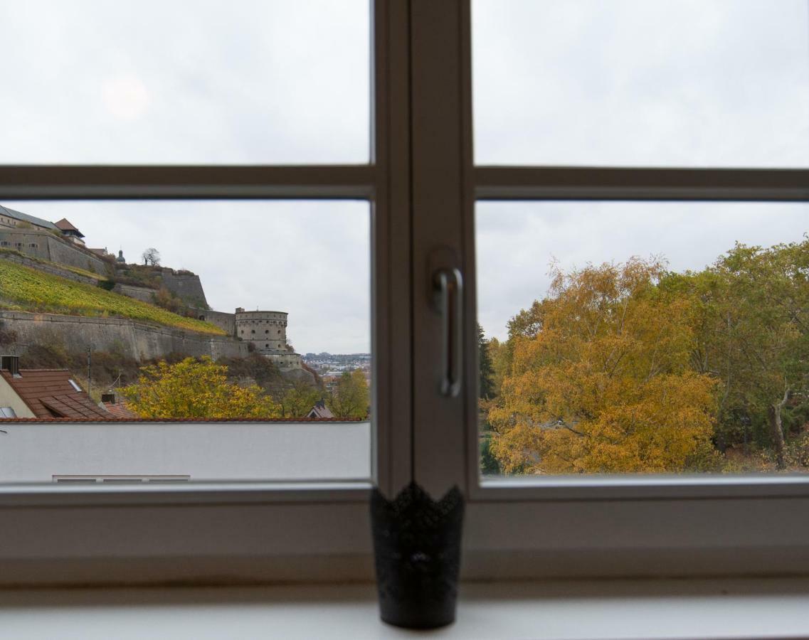 Ferienwohnung stadtnah im DG Würzburg Exterior foto