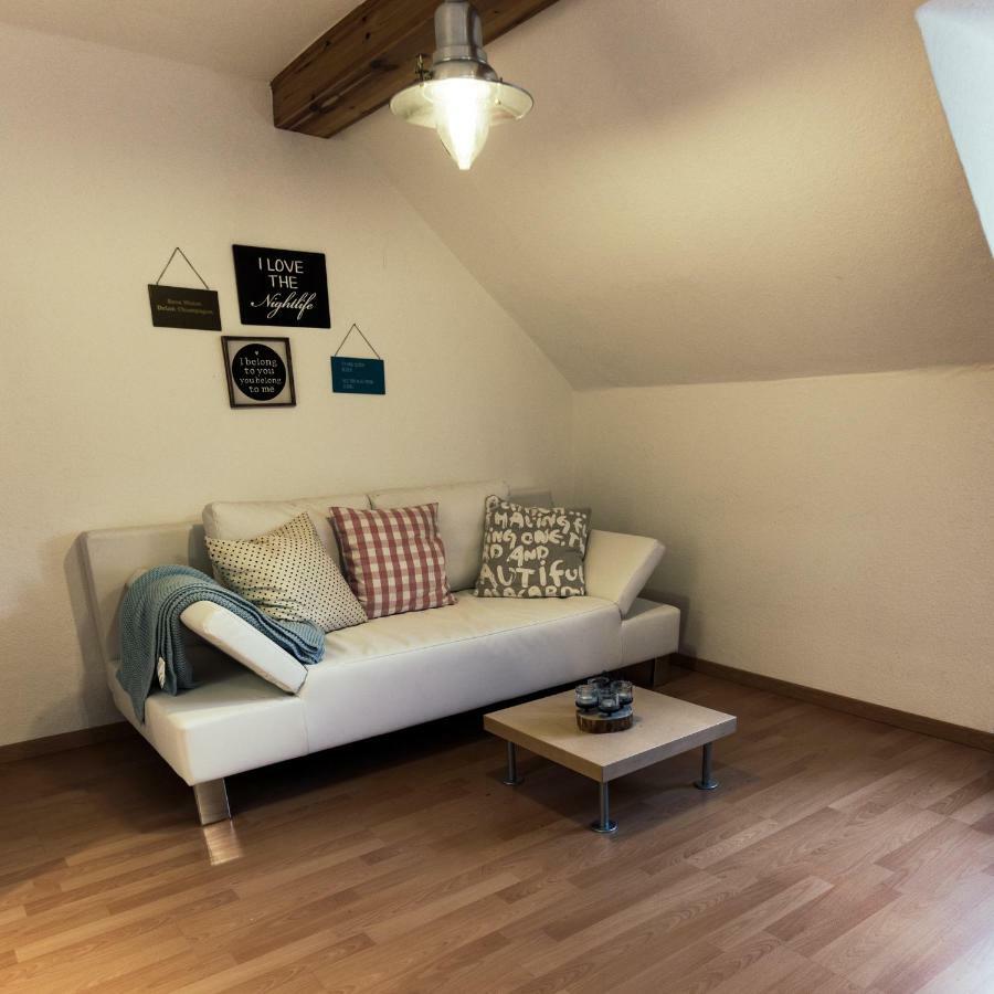 Ferienwohnung stadtnah im DG Würzburg Exterior foto